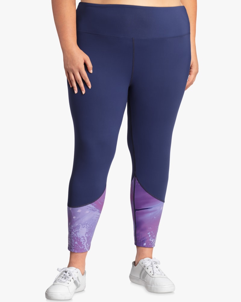 Front of plus size Pala Colorblocked Performance Capri Leggings by Lily & Bloome | Dia&Co | dia_product_style_image_id:117420